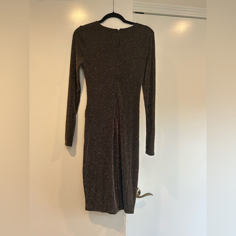 NWT Michael Kors Dimond Lurex Black/Gold Knit Twist Front Dress Size M - Picture 6 of 9